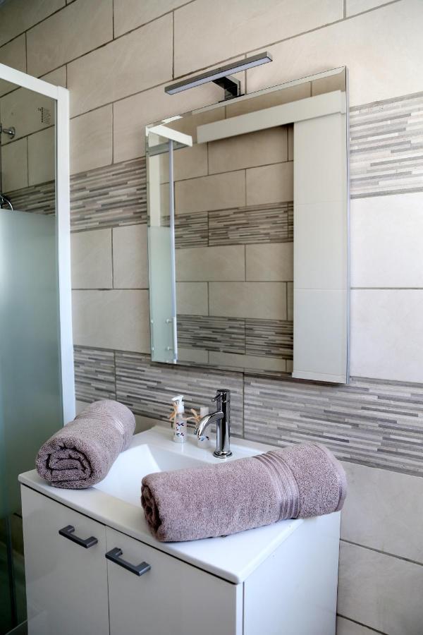 Venus Apartment Сен-Кантен Екстериор снимка